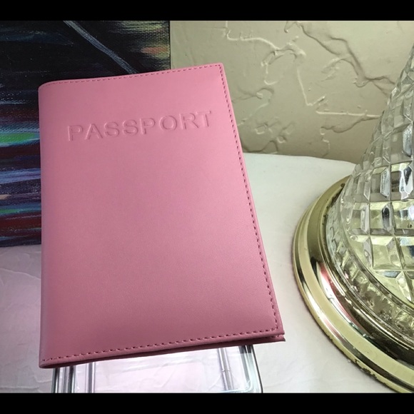 🛍️NWOT Leather “In Honor of Breast Cancer Awareness” Pass Port Wallet Case… - Picture 3 of 11